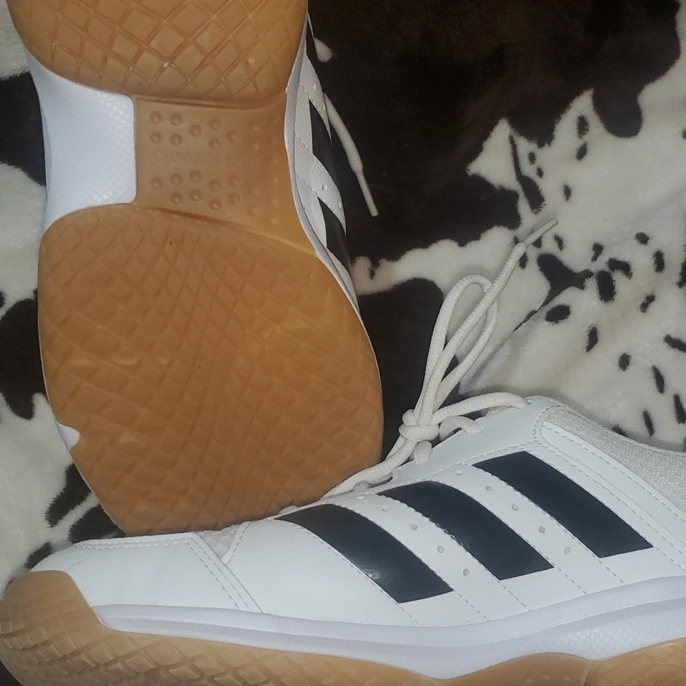 Adidas volleyball shoes. Women's size 8.